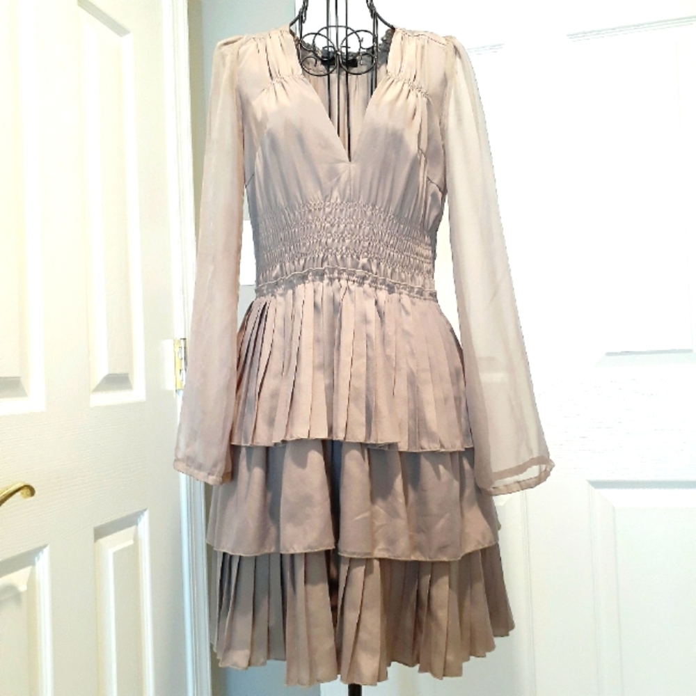 Ryu Pleated tiered dress